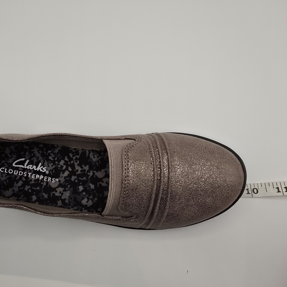 Clarks Cloudsteppers Breeze Sol Slip-On Womens Loafers Taupe Metallic Size 5M - Picture 13 of 14